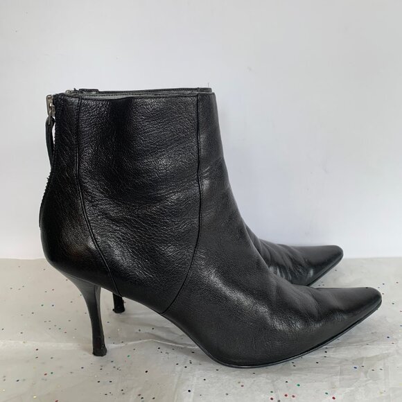 Calvin Klein Kathy Black Leather Pointed Toe Ankle Boot - 7.5 Y2K era READ FLAW - Picture 1 of 12